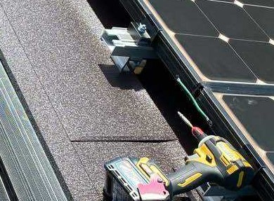 太陽光パネルの固定